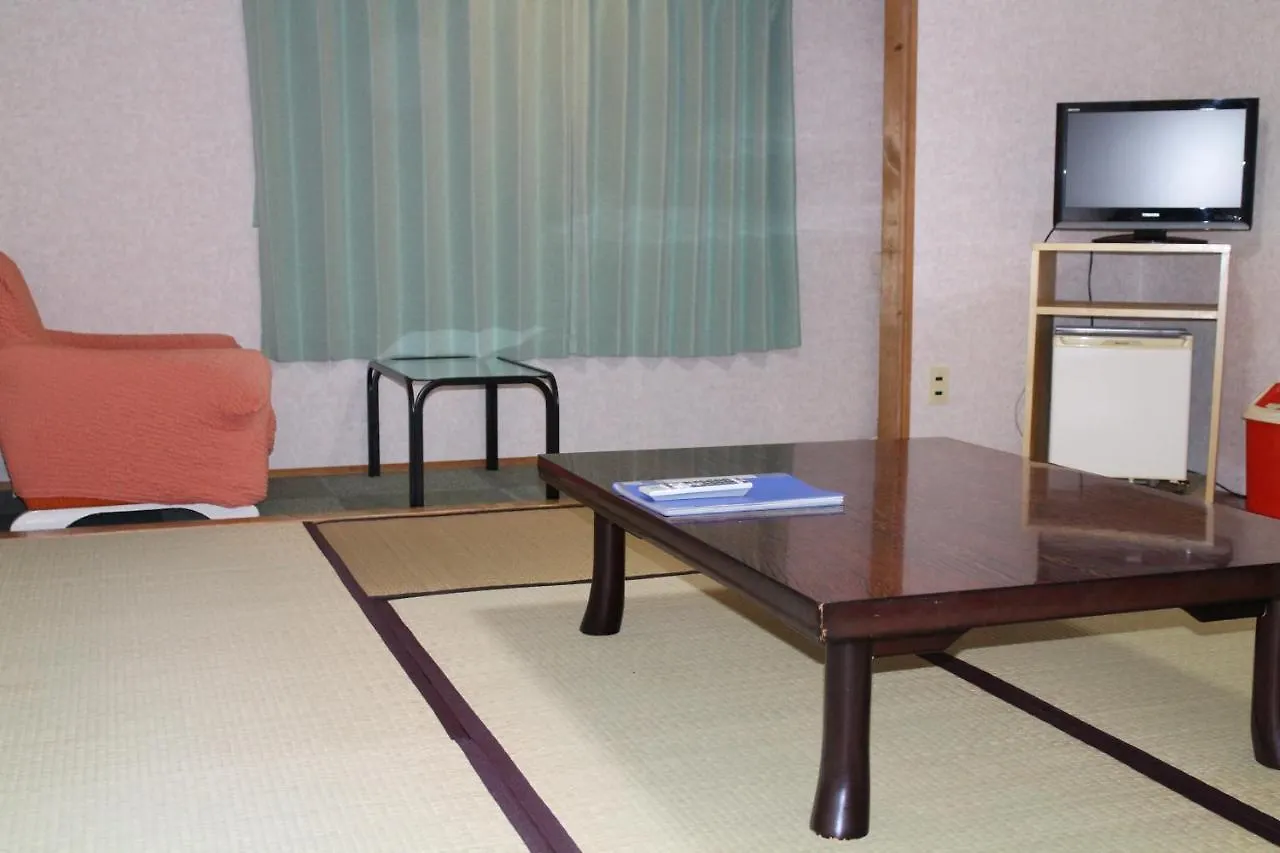 Guest house ホテル中の島別館